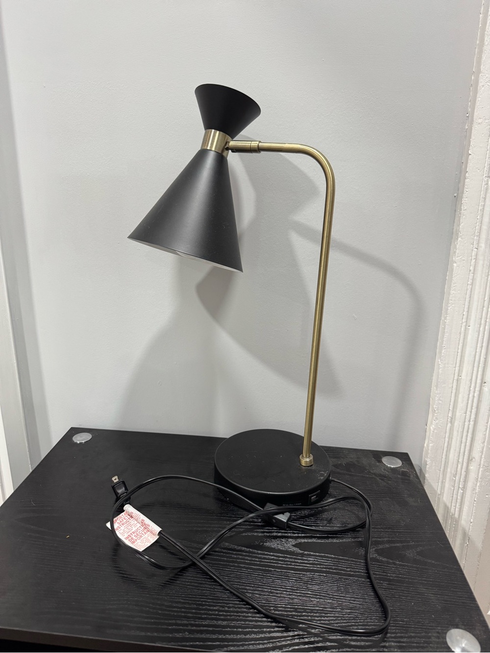 Modern Black & Gold Metal Desk Lamp - Adjustable Home Accent w usb port